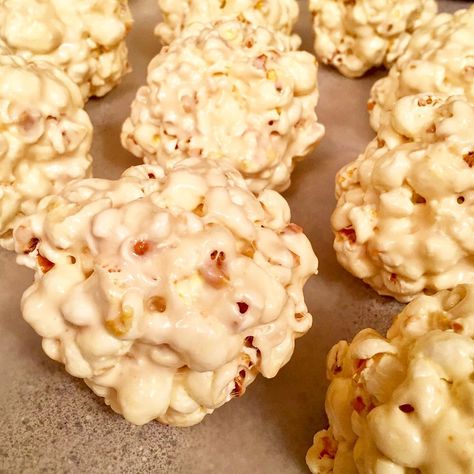 What to Do With Leftover Popcorn | Tasting Table Leftover Popcorn Ideas, Leftover Popcorn Recipes, Leftover Popcorn, Popcorn Recipes Cheese, Popcorn Dessert, Crunchy Life, White Cheddar Popcorn, Stovetop Popcorn, Movie Theater Popcorn