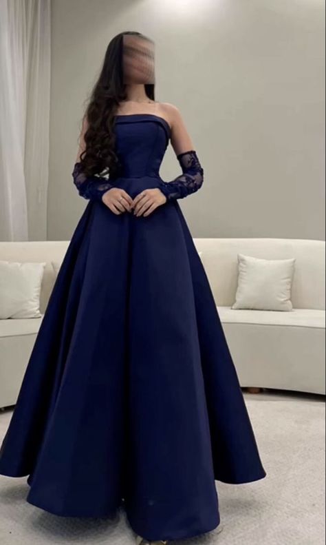 Long Formal Dresses, Blue Dress Formal, Formal Dresses Gowns, Prom Dress Inspiration, Stylish Party Dresses, فستان سهرة, Prom Outfits, Classy Dress, Fancy Dresses