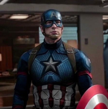 Captain America Suit, Superhero Captain America, Black Widow Winter Soldier, Captain America Cosplay, Captain America Movie, Captain America Wallpaper, Captain America Comic, Best Comic Books, Steve Rogers Captain America