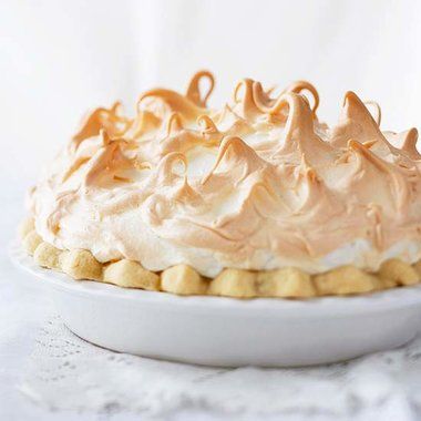 Coconut Cream Pie With Meringue, Creme Pie Recipe, Meringue Pie Topping, Pie Meringue, Chocolate Meringue Pie, Pie Topping, Creme Pie, Meringue Topping, Pies Recipes