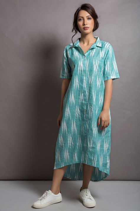 Mint green ikat long top Ikat Dress Kurti, Ikat Dress Designs, Ikat Tops, Ikat Kurti, Kurti Casual, Indian Clothes Women, 50 Blouse Designs, Trendy Kurti, Cotton Dress Pattern