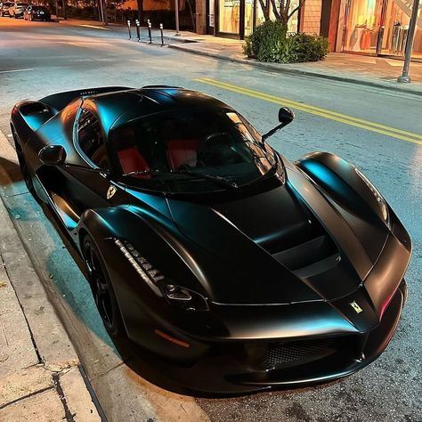 LaFerrari Billionaire Lifestyle Luxury Living, Futuristic Cars Design, Ferrari Cars, Ferrari Laferrari, Ferrari F40, Ferrari Car, Night Vibes, Classy Cars, Ferrari 458