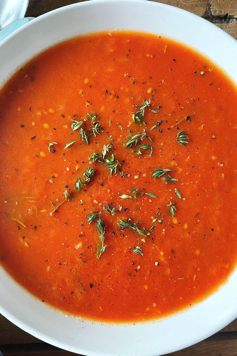 Herby, tangy and so rich and vibrant you’d never know it’s made with only a handful of pantry staples! | #soup #tomato #tomatoes #souprecipe #souprecipes #tomatorecipes #easylunchideas #healthyeating #tomatosoup Tomato Soup Homemade, Soup And Stew, Pantry Staples, 5 Ingredient, Tomato Recipes, Artisan Bread, Easy Lunches, Tomato Soup, Fresh Tomatoes