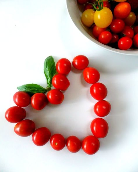 cherry tomatoes Archives - Proud Italian Cook Tomato Recipes Healthy, Heart Food, Make Love, Sweet Cherries, Tomato Recipes, Food Facts, Food Tips, Veggie Sides, Tasty Food