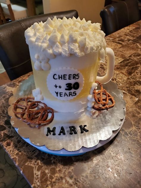 30th Birthday Cake For Men Funny, 30 Year Old Cake For Men, Birthday Cake For 30 Year Old Man, Beer 30th Birthday For Men, Male 30th Birthday Cake, 30th Birthday Beer Cake, Birthday Cake Beer Theme, Birthday Cake Beer, 30th Birthday For Him