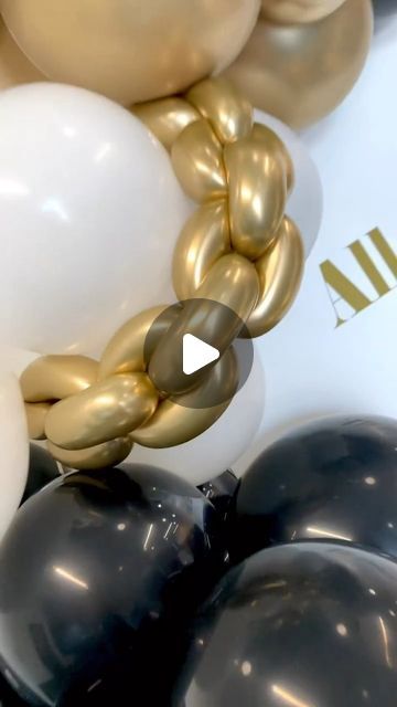 Party & Helium Balloons Supplies in Lagos 🎊 on Instagram: "How to Make A Gold Chain Balloon for Ladies Party Backdrop Decor

🎥: Lofaris Backdrop via Pinterest
.
.
#decorideas #backdrop #diy #diyballooon #partysuppliesng" Link Balloons, Backdrop Diy, Backdrop Decor, Gold Backdrop, Balloon Chain, Balloon Display, Diy Balloon, Balloon Backdrop, Balloon Decor