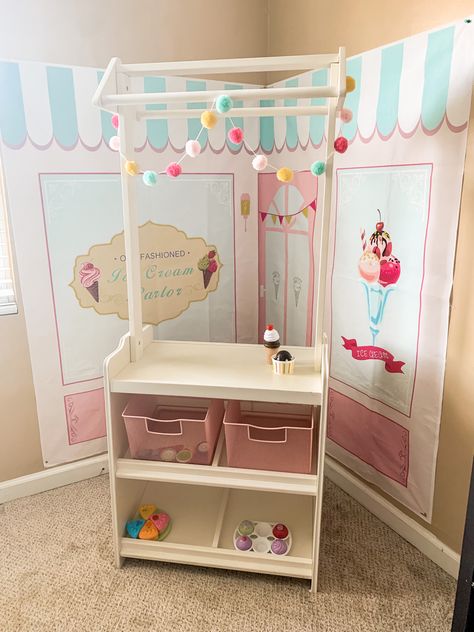 Ice Cream Themed Bedroom, Ice Cream Bedroom, Toy Horse Stable, Sleepover Parties, Cream Bedroom, Ice Cream Kids, Ice Cream Decorations, Mermaid Bedroom, Unicorn Bedroom