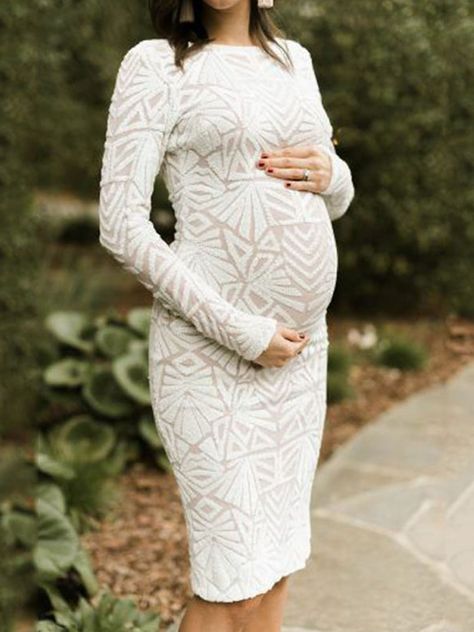 Baby Bump Style, Cute Maternity Outfits, Stylish Maternity Outfits, Maternity Outfits, Pregnancy Looks, Bump Style, Elegant Ladies, Stylish Maternity, Pregnant Woman