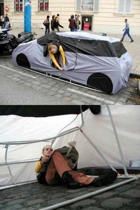 Urban camping. Amazing Tents, Vw Kampeerwagens, Urban Camping, Summer Travel Essentials, Zelt Camping, Kombi Motorhome, Summer Packing, Cool Tents, Travel Essentials List