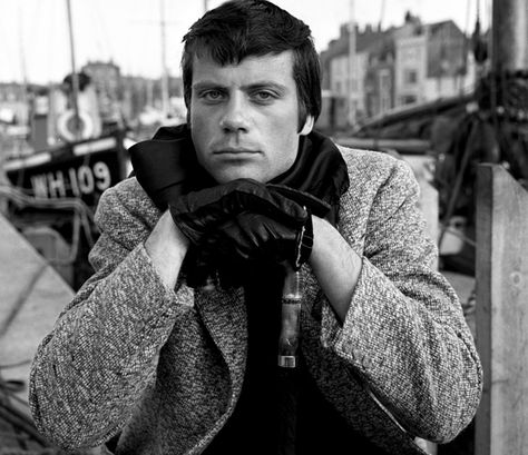 OLIVER REED AT 77: A CONVERSATION – CINEBEATS Shirley Anne Field, Ken Russell, Anthony Burgess, Oliver Reed, Dangerous Minds, Teddy Boys, Thomas Hardy, Tv Interview, Clockwork Orange