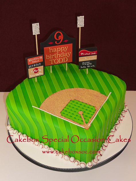 Baseball Field Cake by cakeboxsoc, via Flickr Baseball Field Cake, Baseball Birthday Cakes, Diamond Cake, Sports Cakes, Baseball Cake, Baseball Theme Party, Baseball Diamond, Sport Cakes, Baseball Birthday Party