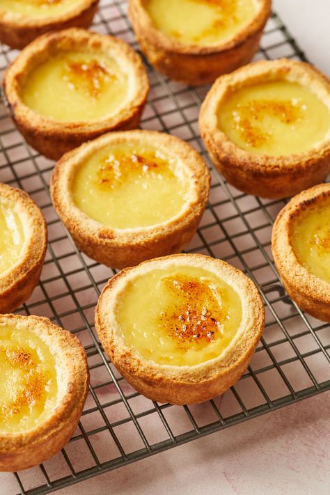 Portuguese Custard Tart Recipe, Natas Recipe, Portuguese Custard Tarts, Egg Tart Recipe, Portuguese Tarts, Portuguese Dessert Recipes, Custard Tarts Recipe, Portuguese Egg Tart, Custard Tarts