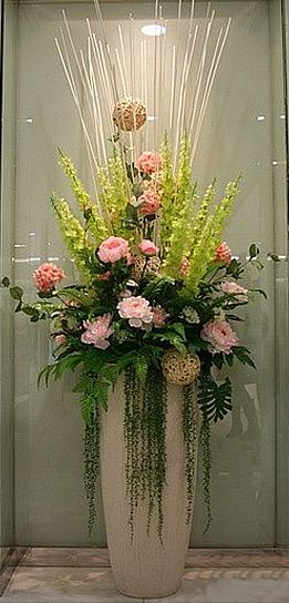 Floral Arrangements For Tall Floor Vases, Large Fresh Flower Arrangements, Large Arrangements Floral Design, Big Flower Arrangements Home, Large Scale Floral Arrangements, Statement Floral Arrangements, Tall Artificial Floral Arrangements, Foral Arrangment Diy, Church Alter Floral Arrangements