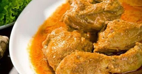 Siapa yang bilang membuat gulai itu susah dan sulit? Dengan resep gulai ayam jawa ini, kalian bisa membuat gulai sendiri di rumah. Kari Ayam, Urdu Recipe, Dried Chillies, Asam Jawa, Indonesian Cuisine, Curry Chicken Recipes, Indonesian Food, Culinary Recipes, Curry Chicken