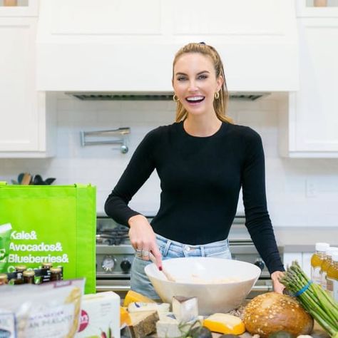 Elizabeth Chambers Is a Master of School Lunches Arnie Hammer, Pack A Lunch, Elizabeth Chambers, Picky Kids, Make Food, Stainless Steel Lunch Box, School Lunches, Eat Fruit, Pack Lunch