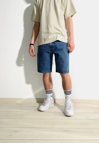 Skater+denim+shorts+dark+blue+jeans+men+vintage+90s+Y2K+ Blue Denim Shorts Outfit, Blue Jean Shorts Outfit, Blue Jeans Men, Menswear Streetwear, School Swag, Jean Short Outfits, Denim Shorts Outfit, Mens Shorts Outfits, Adidas Retro