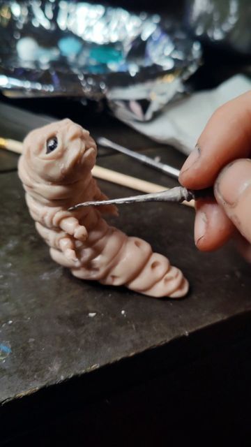 Caterpillar Sculpture, Joyce Spakman, Exhibition Plan, Ib Art, Instagram King, Power Of Makeup, Say Anything, Photoshoot Inspiration, Cricut Crafts