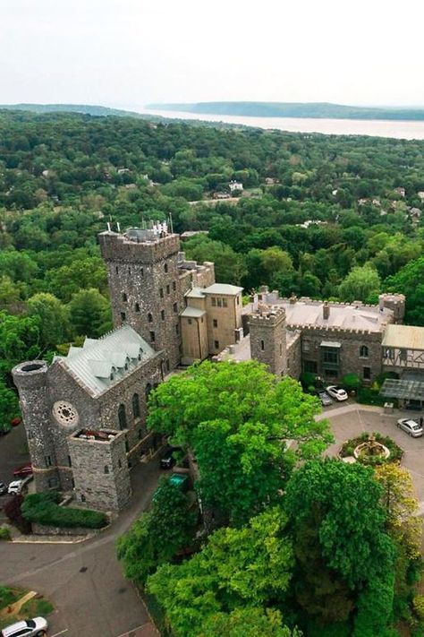 Magical Castle Hotels In Tarrytown, New York Writing Vision Board, New York Collage, Tarrytown New York, York Castle, Dream Places To Visit, Sleepy Hallow, Magical Castle, Historic Landmarks, Welcome To New York