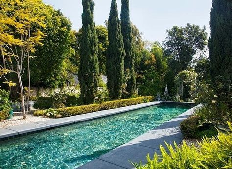 Gwyneth Paltrow's New Real Estate Purchase Is Fit For Italian Royalty Spanish Pool, Italian Royalty, Lap Pools Backyard, Fixer Upper Home, Fixer Upper House, Pool Finishes, Mansions Homes, Garden Gate, Celebrity Houses