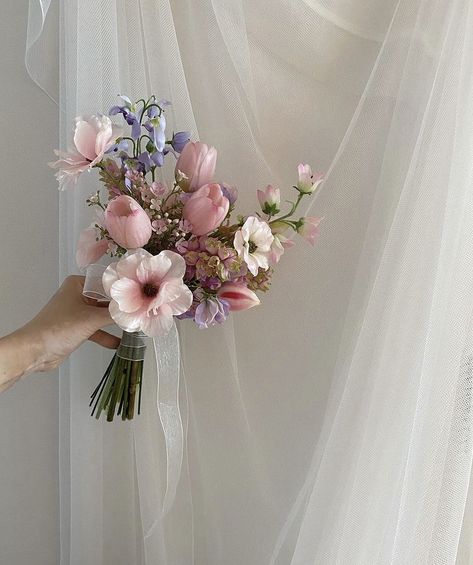 Peony Hand Bouquet, Small Wedding Bouquets Fall, Pink Dress Bouquet, May Wedding Flowers Bridal Bouquets, Small Bridal Bouquet Fall, Dainty Bridesmaid Bouquets, Korean Bridal Bouquet, Mini Wedding Bouquet, Petite Bridal Bouquet