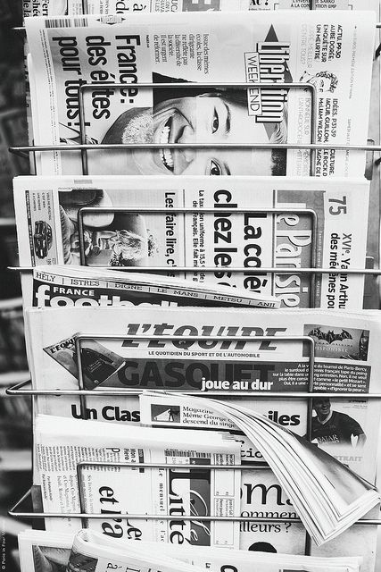 French Newspaper Aesthetic, Newsstand Aesthetic, News Reporter Aesthetic, News Aesthetic, Journalism Aesthetic, Parisian Wall Art, News Stand, Sassy Chic, Parisian Lifestyle