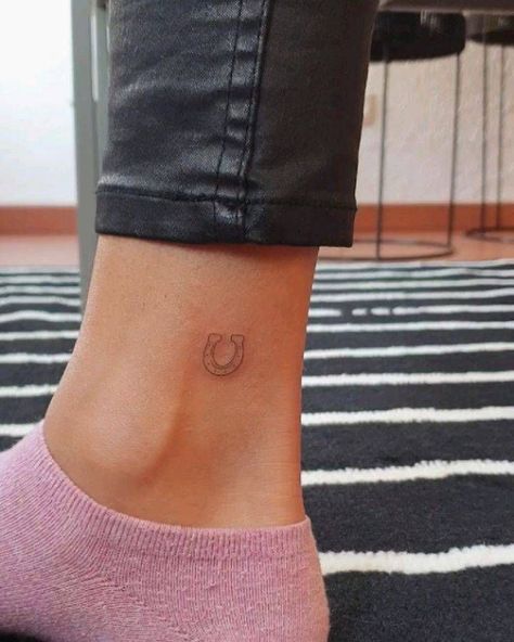 Small Horse Tattoo, Horseshoe Tattoo, Horse Shoe Tattoo, Cowgirl Tattoos, Shoe Tattoos, Petite Tattoos, Delicate Tattoo, Cute Small Tattoos, Horse Tattoo