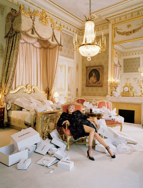 The Ritz Paris, Grace Coddington, Ritz Paris, Mode Editorials, Chanel Box, Tim Walker, Vogue Us, Chanel Couture, Chanel Haute Couture