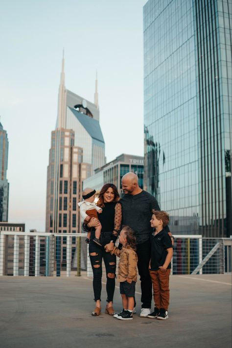 Nashville Batman building skyline fall family photo outfit inspo target amazon converse nike american eagle under armour free people Nashville Family Photos, Nike Family Photoshoot, Edgy Family Photoshoot Outfits, Neutral Family Photos, Fall Picture Outfits, Christmas Family Photoshoot, Converse Nike, Family Photoshoot Outfits, Fall Family Pictures