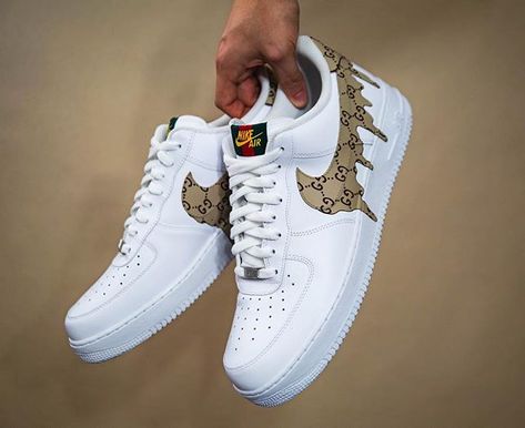 🔥 GIVEAWAY TIME 🔥 - ✖️ Gucci Drip Air Force 1’s 💧 ✖️ - After the success of our last few giveaways, we thought these would make for the… Air Force One Shoes, Gucci Nike, Custom Shoes Diy, Nike Shoes Air Force, White Nike Shoes, Custom Nike Shoes, Nike Air Shoes, Baskets Nike, Fresh Shoes