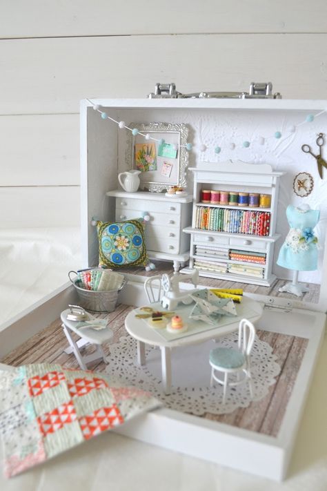 Small Sewing Room, Miniature Sewing Room, Small Sewing Rooms, Miniature Sewing, Sewing Spaces, Sewing Space, Room Boxes, Miniature Rooms, Small Sewing