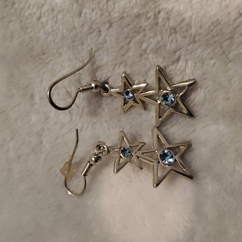 Stylish Silver And Blue Star Earrings. Brand New, Never Worn. Great Gift Idea Or Gift For Yourself! Offers Welcome! Silver And Blue Earrings, Blue And Silver Outfits, Blue And Silver Jewelry, Cute Silver Earrings, Blue Star Earrings, Star Accessories, Dope Jewelry Accessories, Silver Star Earrings, Star Clothing