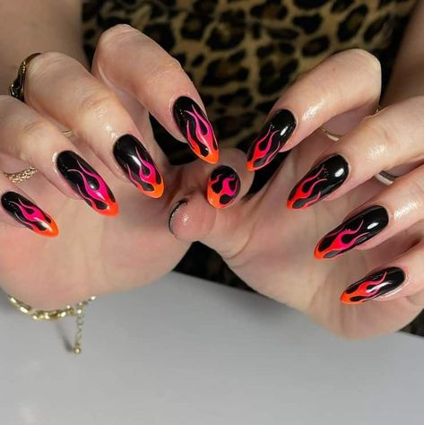 Black pink and orange Pink And Orange Nail Designs, Pink And Orange Nail, Pink And Orange Nails, Bright Orange Nails, Orange Nail Art, Concert Nails, Bubble Nails, Orange Nail Designs, Orange Nail Polish