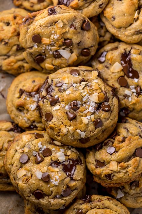 Cookies Coconut, Coconut Chocolate Chip Cookies, Baker By Nature, Coconut Chocolate, Coconut Cookies, Freezer Friendly, Easy Cookie Recipes, Chewy Cookie, Chocolate Coconut