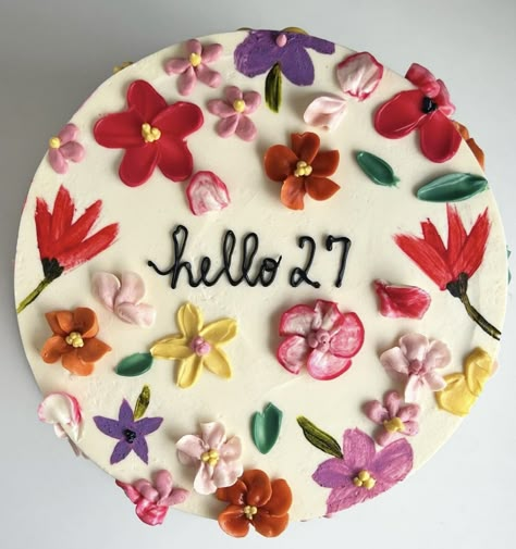 Homemade Decorated Cakes, 27th Bday Party Ideas, August Birthday Cake Ideas, Sweet 26 Party Ideas, 27th Bday Cake, 27 Bday Cake, 26 Cake Birthday, 26th Birthday Cakes, Floral Cakes Birthday