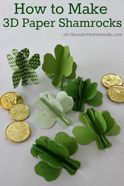 Irish Treats, Paper Shamrocks, Diy St Patricks Day Decor, Sant Patrick, St Patricks Decorations, Saint Patricks Day Art, Fete Saint Patrick, St Patricks Crafts, March Activities