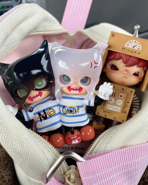 [ARCHIVES] ★ - was having the hardest time this month. Zsiga Twins Series Figures, Hirono Little Mischief, Hirono Figures, Bug Juice, Cute School Stationary, Vinyl Art Toys, Blind Boxes, Disney Fun Facts, Pop Dolls