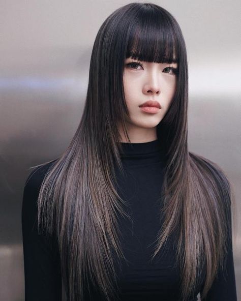 Long Straight Asian Hairstyle with Blunt Bangs Korean Haircut Long, Asian Long Hair, Korean Haircut, Korean Short Hair, Straight Hair Cuts, Neon Hair, How To Cut Bangs, Short Hairdos, Asian Short Hair