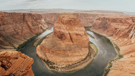 Tips For Paddling Horseshoe Bend Glen Canyon, Amazing Places On Earth, Lake Powell, Places On Earth, Kayaks, Horseshoe Bend, About Time, Paddle Boarding, Feel It