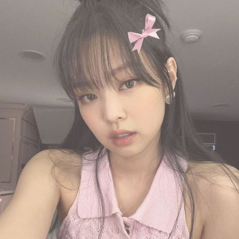 Pink Icons Aesthetic Girl, Jennie Pink Aesthetic, Blackpink Pink Aesthetic, Jenni Core, Jennie Pink Icon, Jennie Icons Cute, Jennie Icons Aesthetic, Jennie Coquette, Jennie Core