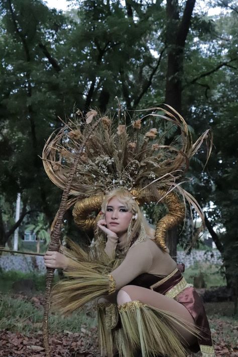 Sagittarius Costume Ideas, Sagittarius Cosplay, Sagittarius Costume, Virgo Costume, Taurus Costume, Sagittarius Halloween, Zodiac Costume, Greek Mythology Stories, Phoenix Costume