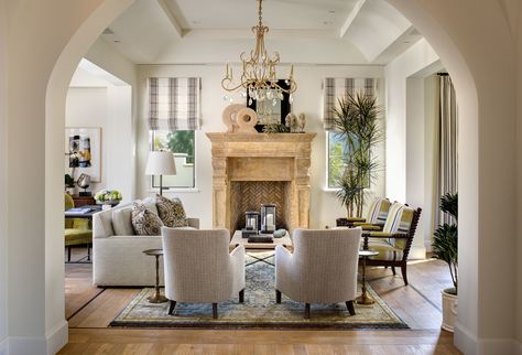 Santa Barbara Style Interiors, Santa Barbara Style Homes, Mediterranean Living Room, Santa Barbara Style, Popular Living Room, Mediterranean Living, Newport Coast, Mediterranean Style Homes, Living Room Orange