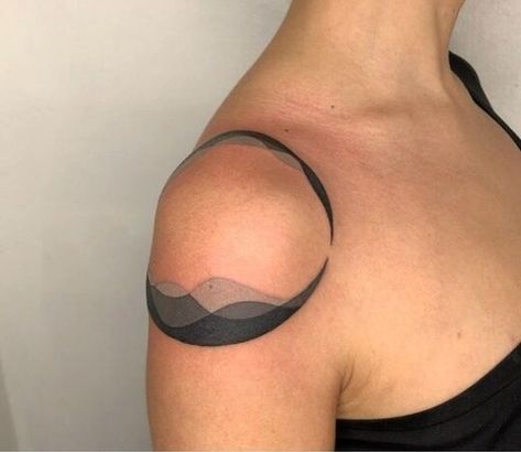 shoulder tattoo Tattoos On Both Shoulders, Shoulder Tattoo Pattern, Shoulder Circle Tattoos For Women, Shoulder Round Tattoo, Auraboris Tattoo, Geometric Tattoo Design Shoulder, Symmetric Tattoo Shoulder, Water Shoulder Tattoo, Ethereal Tattoos Thigh