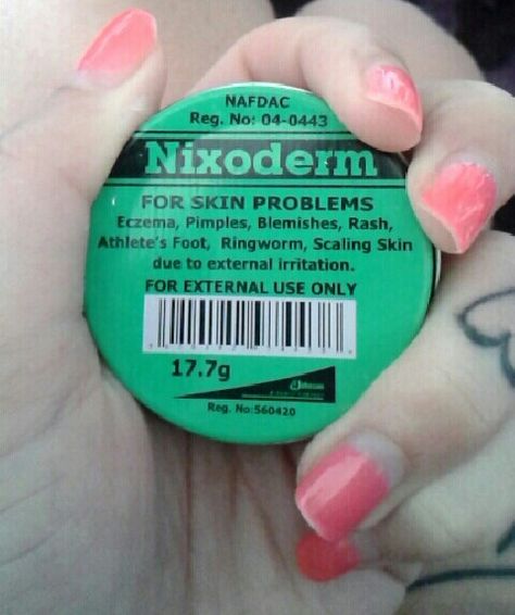 Nixoderm. Contains Benzoic Acid 6%, Salicylic Acid 2.5%, precipitated Sulphur 4.6%. Acne ingredients. Salicylic Acid exfoliates to remove dead skin cells inside the pore and also on the surface of the skin. Best of all, it's an anti-inflammatory (derived from aspirin) so it reduces redness. Benzoyl peroxide is an antibacterial ingredient that gets inside the pore & kills the bacteria causing acne & inflammation. Acne Ingredients, Scale Skin, Exfoliating Face Scrub, Tanning Cream, Healing Remedies, Exfoliating Gloves, Proper Skin Care, Benzoyl Peroxide, Exfoliating Scrub