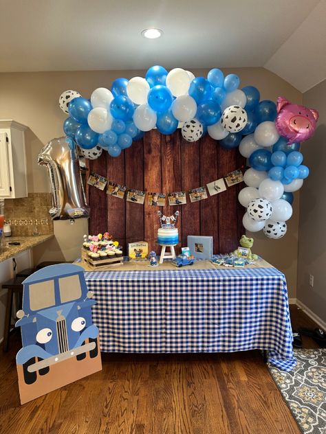 Little Blue Truck 1st Birthday Party, Little Blue Truck Cupcakes, Little Blue Truck Birthday Party 1st, Little Blue Truck Birthday Party, Blue Truck Birthday Party, Truck Theme Birthday, Little Blue Truck, Truck Birthday Party, Boys 1st Birthday Party Ideas