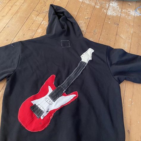 Hand sewn Guitar / Rocker hoodie 🎸 - made using... - Depop Thrift Flip Hoodie, Mcr Patch, Embroidered Hoodie Diy, Diy Hoodie Design, Embroider Clothes, Diy Hoodie, Makers Space, E Guitar, Architecture Career