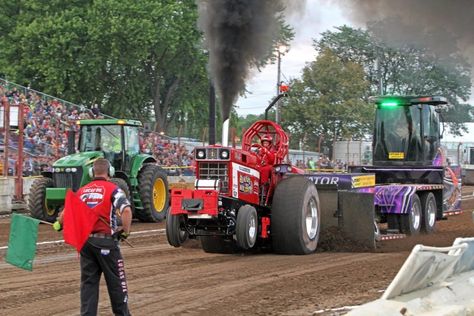 Traktor Pulling, Pulling Trucks, Tractor Pulls, Truck And Tractor Pull, Pulling Tractors, Truck Pulls, Big Tractors, Demolition Derby, Small Tractors