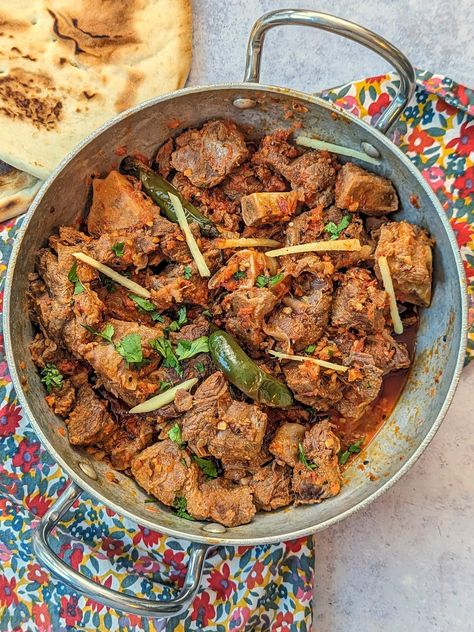 Pakistani Food Traditional, Lamb Karahi, Kaleji Recipe, Mutton Karahi, Pakistani Foods, Pakistani Cooking, Lamb Korma, Modern Recipes, Karahi Recipe