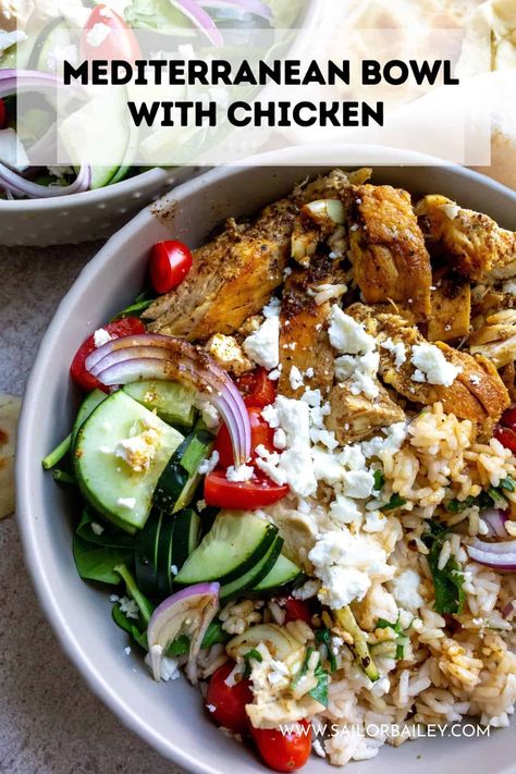 Chicken Mediterranean Bowl Meditterean Chicken Bowl Recipes, Chicken Veggie Bowl Healthy Recipes, Mediterranean Burrito Bowl, Medeteranian Chicken Bowl, Mediterranean Diet Rice Bowl, Mediterranean Chicken Rice Bowl, Mediterranean Bowl Recipe Chicken, Cold Chicken Bowls, Mediterannean Bowl