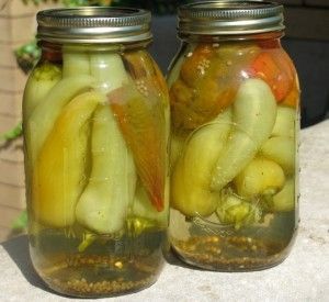 Pickled Banana Peppers Pickle Banana Peppers Recipe, Peppers Pickled, Recipes With Banana Peppers, Sweet Banana Peppers, Hot Banana Peppers, Pickled Banana Peppers, Pickled Peppers, Pickled Okra, Home Canning Recipes