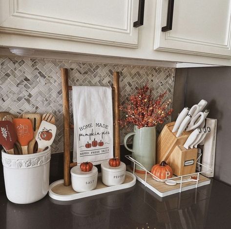 Fall Decor Ideas For Small Kitchen, Fall Kitchen Countertop Decor, Target Fall Decor, Kitchen Shelf Decor Ideas, Fall Kitchen Decor Ideas, Fall Apartment, Fall Decor Kitchen, Shelf Decor Ideas, Fall Apartment Decor